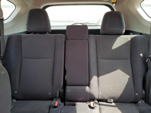 Photo 10 from auction – 2017 TOYOTA RAV4 XLE with VIN JTMRFREV1HJ106946