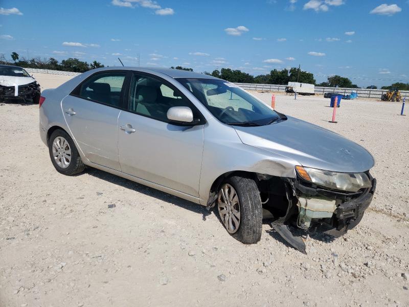 Photo 4 from auction – 2013 KIA FORTE LX with VIN KNAFT4A24D5674649