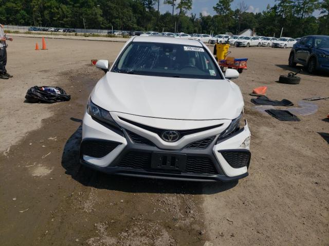 Photo 5 from auction – 2022 TOYOTA CAMRY SE with VIN 4T1G11AK2NU653989