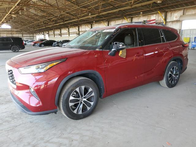 TOYOTA HIGHLANDER 2022 with VIN 5TDHZRAH7NS136034 - Photo from auction