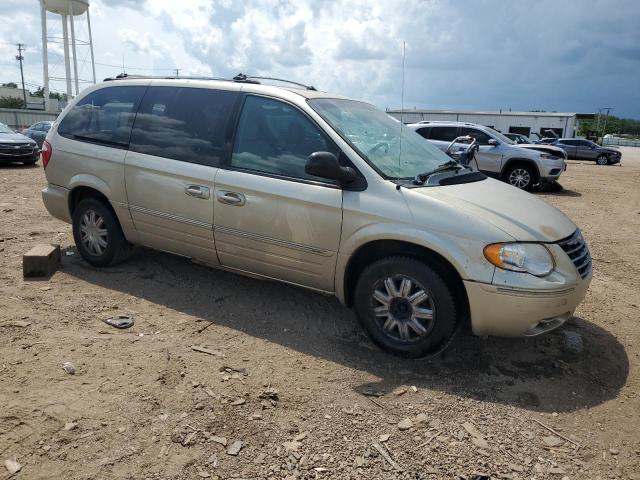 Photo 4 from auction – 2005 CHRYSLER TOWN & COU with VIN 2C4GP64L25R250855