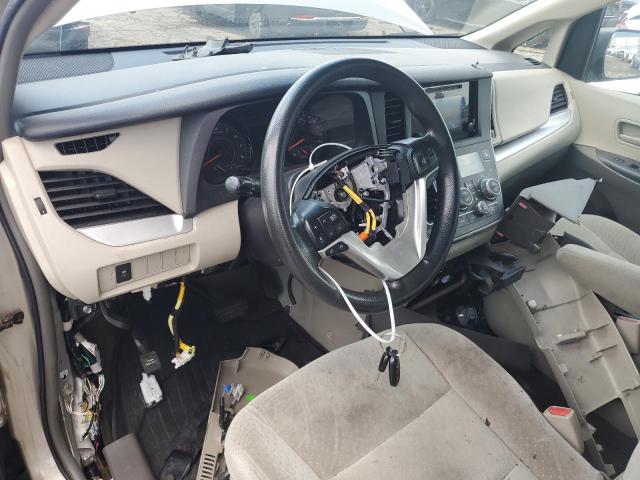 Photo 8 from auction – 2017 TOYOTA SIENNA with VIN 5TDZZ3DC1HS835665