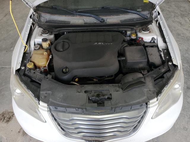 Photo 11 from auction – 2012 CHRYSLER 200 LIMITE with VIN 1C3CCBCG4CN184931
