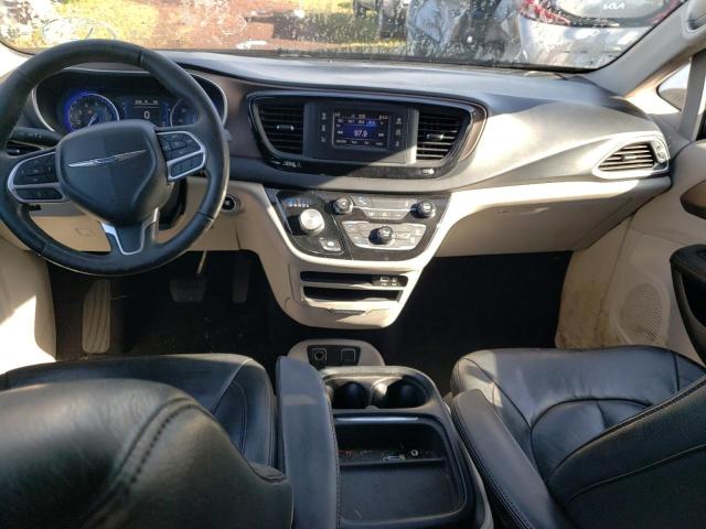 Photo 8 from auction – 2017 CHRYSLER PACIFICA T with VIN 2C4RC1BG2HR613205