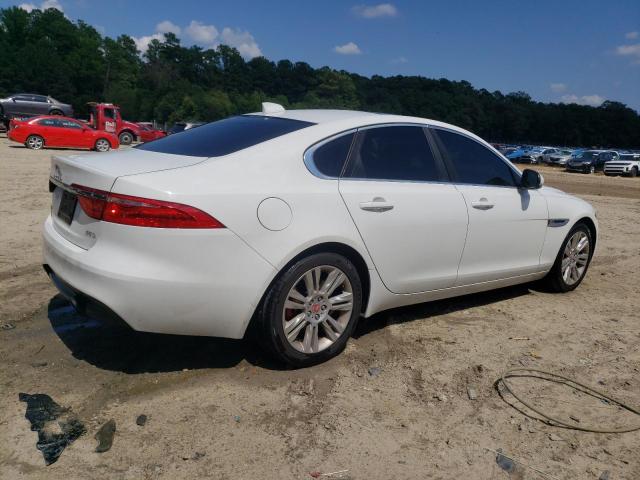 Photo 3 from auction – 2016 JAGUAR XF PREMIUM with VIN SAJBD4BV6GCY06805