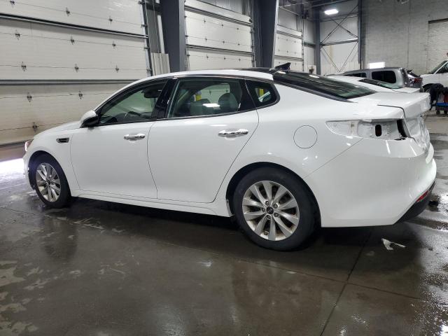Photo 2 from auction – 2017 KIA OPTIMA EX with VIN 5XXGU4L33HG131899