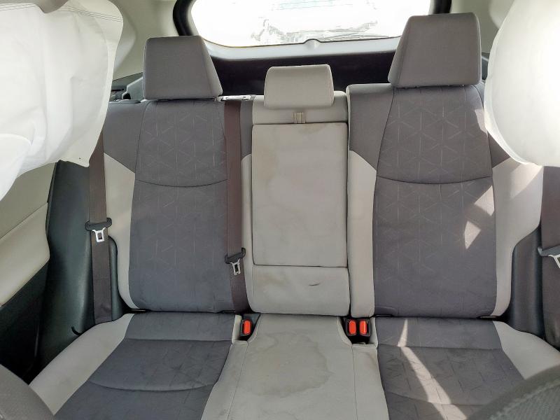 Photo 10 from auction – 2019 TOYOTA RAV4 XLE with VIN JTMW1RFV8KD014156