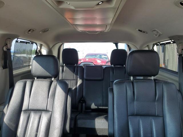 Photo 10 from auction – 2015 CHRYSLER TOWN & COU with VIN 2C4RC1CG4FR697233