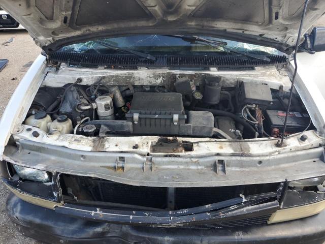 Photo 11 from auction – 2000 CHEVROLET ASTRO with VIN 1GCDM19W2YB107716