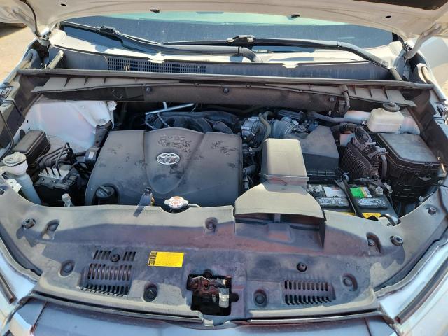Photo 12 from auction – 2017 TOYOTA HIGHLANDER with VIN 5TDKZRFH9HS523963