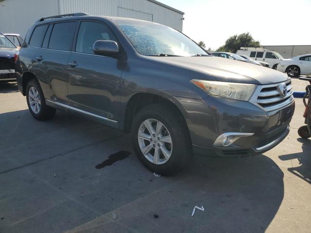 Photo 4 from auction – 2012 TOYOTA HIGHLANDER with VIN 5TDBK3EH2CS154892