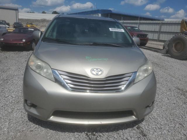 Photo 5 from auction – 2017 TOYOTA SIENNA XLE with VIN 5TDYZ3DC6HS825967
