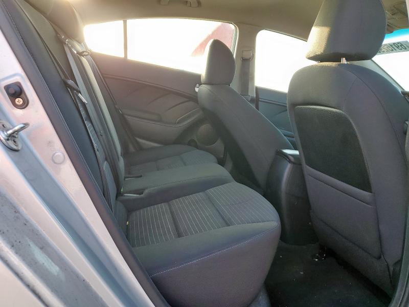 Photo 10 from auction – 2017 KIA FORTE LX with VIN 3KPFL4A79HE142287