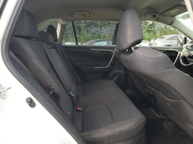 Photo 11 from auction – 2022 TOYOTA RAV4 LE with VIN JTMLWRFV7ND156720