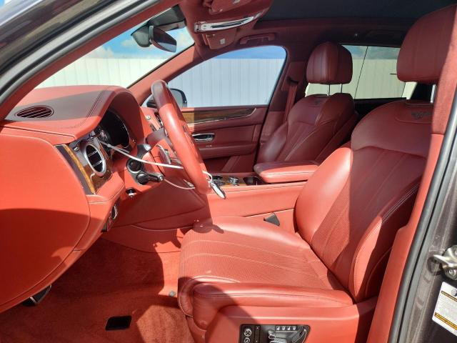 Photo 7 from auction – 2018 BENTLEY BENTAYGA with VIN SJAAC2ZV7JC019555