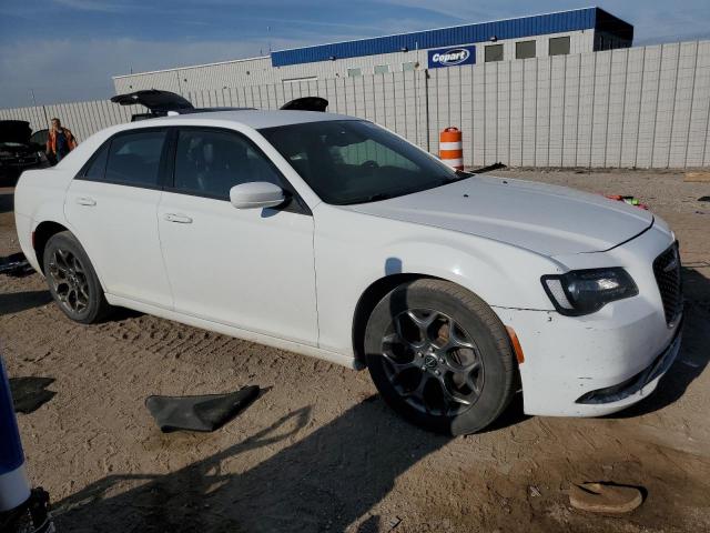 Photo 4 from auction – 2016 CHRYSLER 300 S with VIN 2C3CCAGG1GH182959