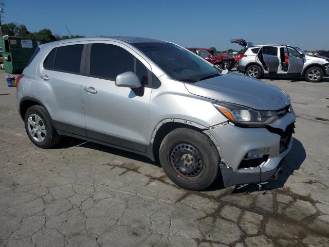 Photo 4 from auction – 2018 CHEVROLET TRAX LS with VIN KL7CJKSB7JB599972