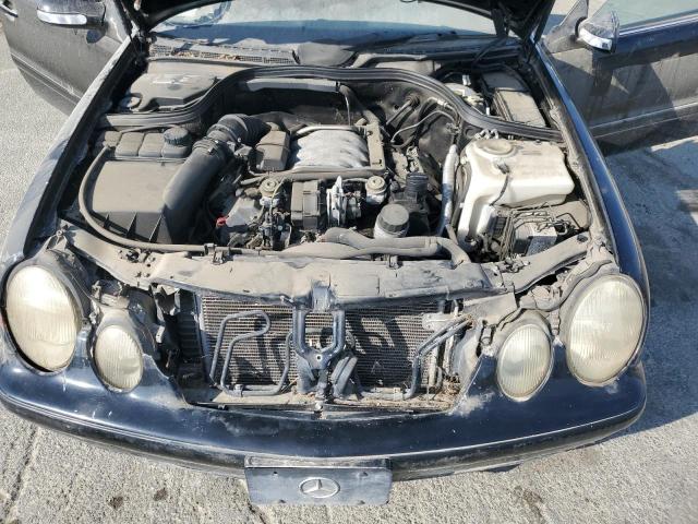 Photo 11 from auction – 2001 MERZ CLK 320 with VIN WDBLJ65G01F183917