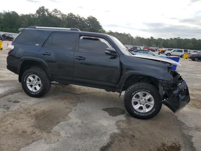 Photo 4 from auction – 2019 TOYOTA 4RUNNER SR with VIN JTEBU5JR2K5639022