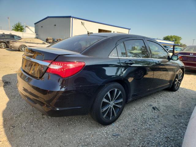 صورة رقم 3 من المزاد - 2012 CHRYSLER 200 S مع VIN 1C3CCBHG4CN161352