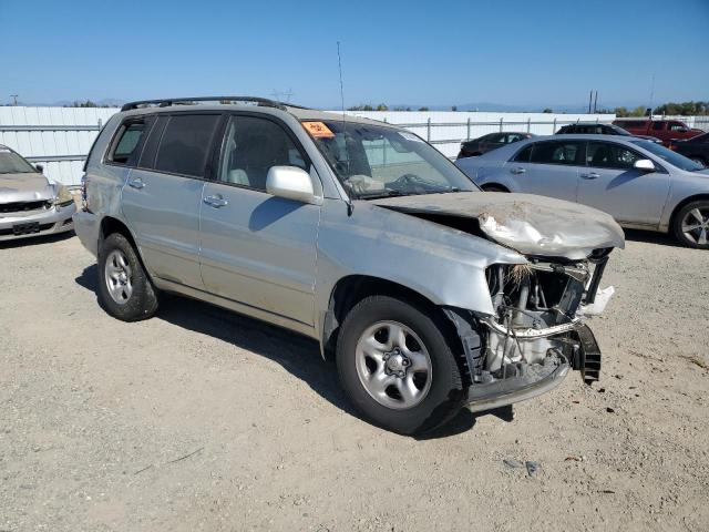 Photo 4 from auction – 2003 TOYOTA HIGHLANDER with VIN JTEGD21A530071832