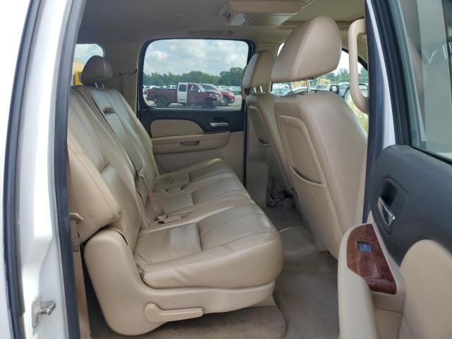 Photo 10 from auction – 2007 CHEVROLET SUBURBAN K with VIN 1GNFK16377J220548