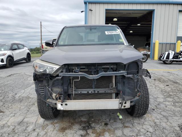 Photo 5 from auction – 2015 TOYOTA 4RUNNER SR with VIN JTEBU5JR3F5256602