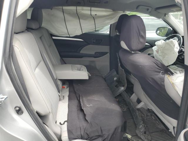 Photo 11 from auction – 2017 TOYOTA HIGHLANDER with VIN 5TDBZRFH2HS441010