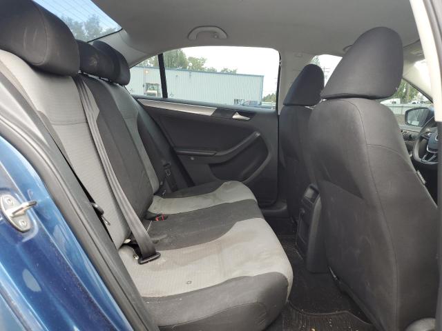 Photo 10 from auction – 2018 VOLKSWAGEN JETTA S with VIN 3VW2B7AJ9JM259455
