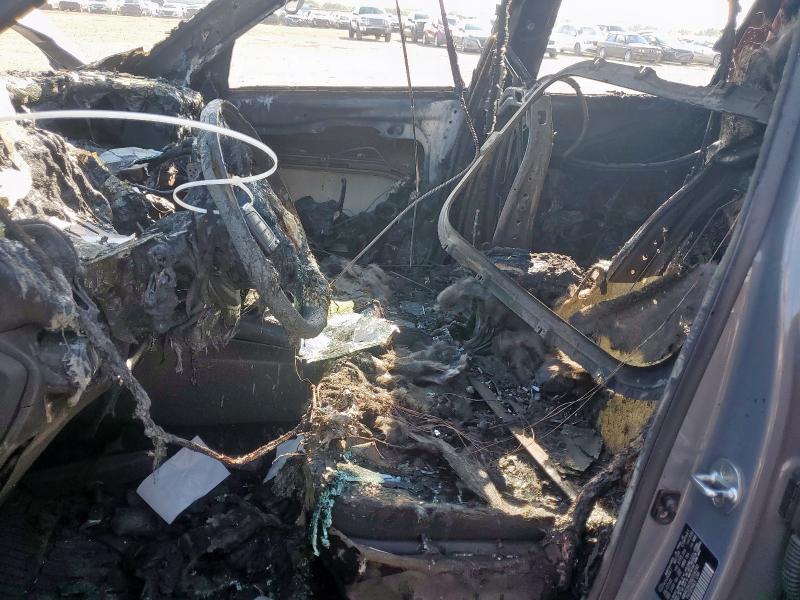 Photo 7 from auction – 2022 HYUNDAI VENUE SEL with VIN KMHRC8A35NU204293