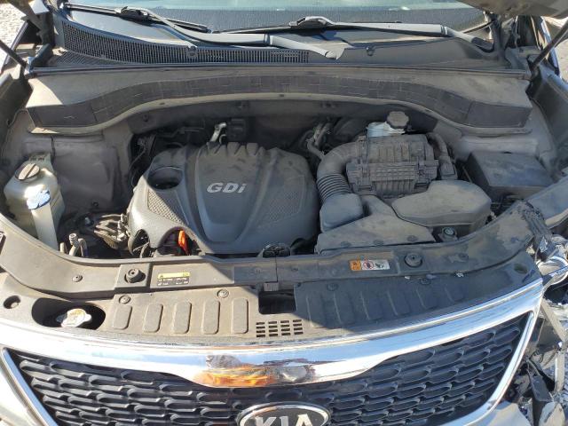 Photo 12 from auction – 2015 KIA SORENTO LX with VIN 5XYKT4A69FG590972