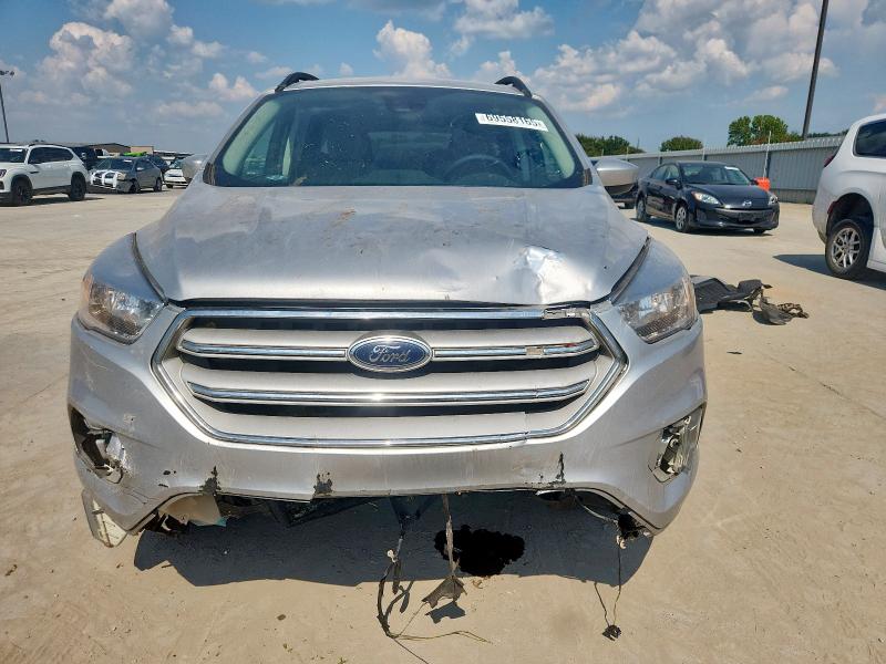 Photo 5 from auction – 2018 FORD ESCAPE SE with VIN 1FMCU0GD2JUD38967