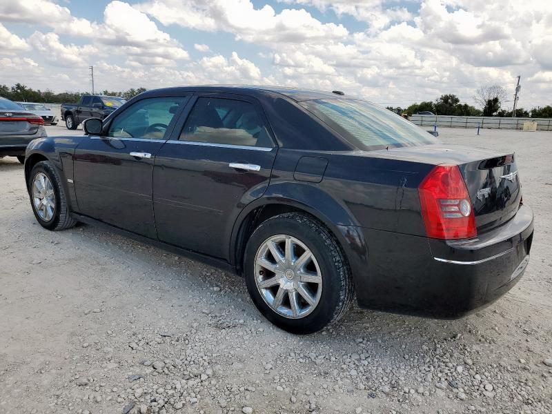 Photo 2 from auction – 2010 CHRYSLER 300 TOURING with VIN 2C3CA5CV5AH136740