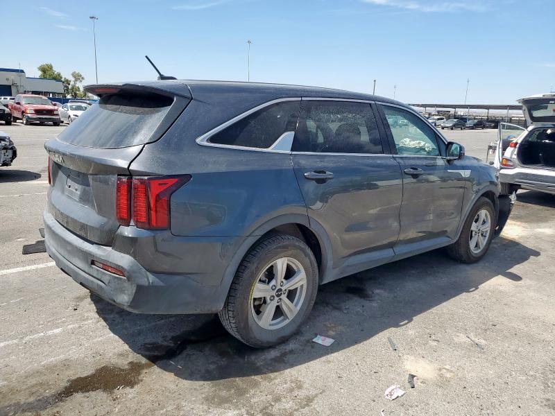Photo 3 from auction – 2023 KIA SORENTO LX with VIN 5XYRG4LC3PG209446