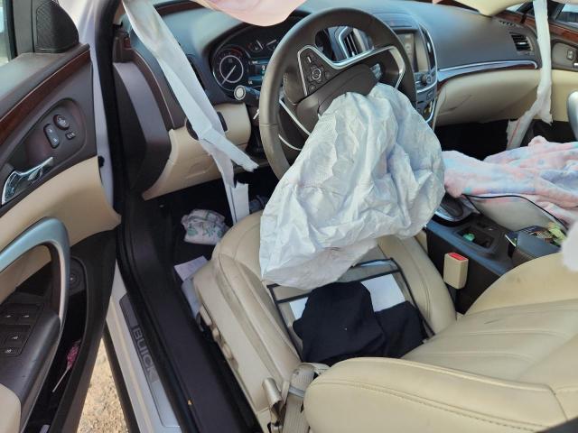 Photo 8 from auction – 2017 BUICK REGAL SPOR with VIN 2G4GL5EXXH9146282