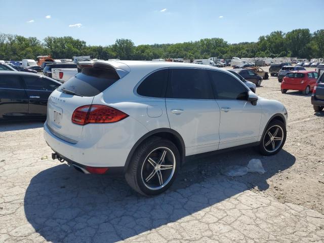 Photo 3 from auction – 2014 PORSCHE CAYENNE with VIN WP1AA2A29ELA91058