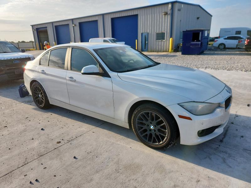 Photo 4 from auction – 2015 BMW 320 I XDRI with VIN WBA3C3G52FNS74722