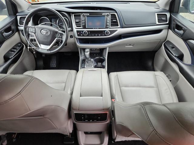 Photo 8 from auction – 2018 TOYOTA HIGHLANDER with VIN 5TDJZRFH4JS525301