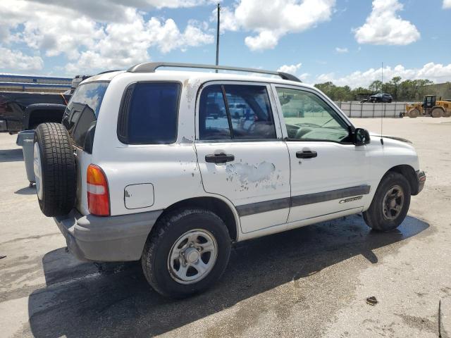 Photo 3 from auction – 2003 CHEVROLET TRACKER with VIN 2CNBE13C836936963