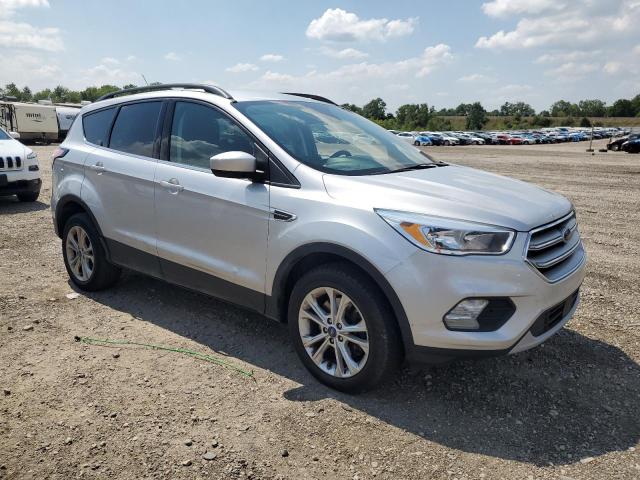 Photo 4 from auction – 2018 FORD ESCAPE SE with VIN 1FMCU9GD4JUC88528