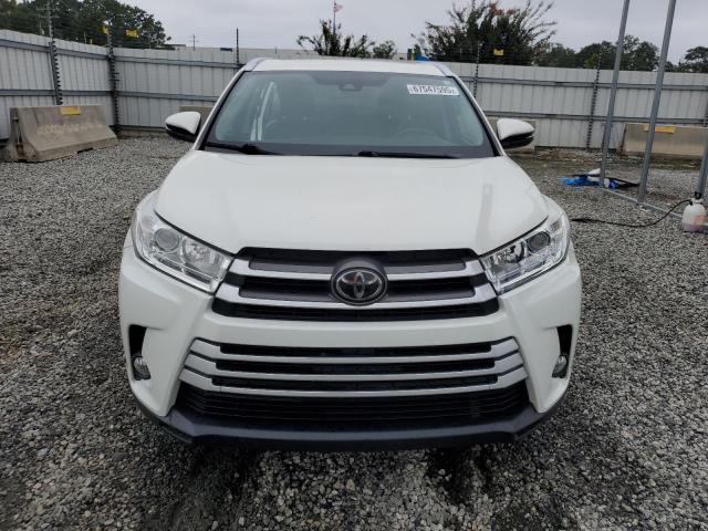 Photo 5 from auction – 2018 TOYOTA HIGHLANDER with VIN 5TDJZRFH4JS523886