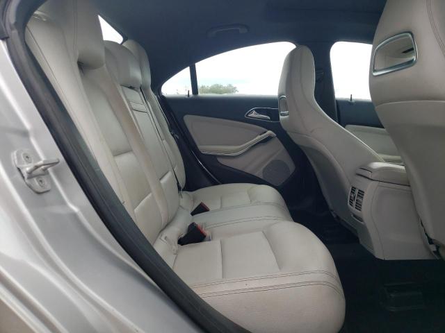 Photo 10 from auction – 2016 MERCEDES-BENZ CLA 250 with VIN WDDSJ4EB8GN288554