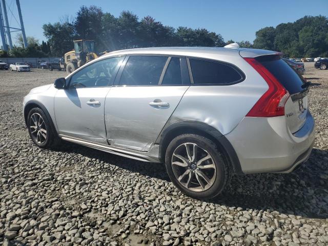 Photo 2 from auction – 2015 VOLVO V60 CROSS with VIN YV4612HK9F1000586
