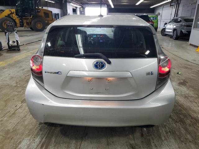 Photo 6 from auction – 2014 TOYOTA PRIUS C with VIN JTDKDTB30E1573407