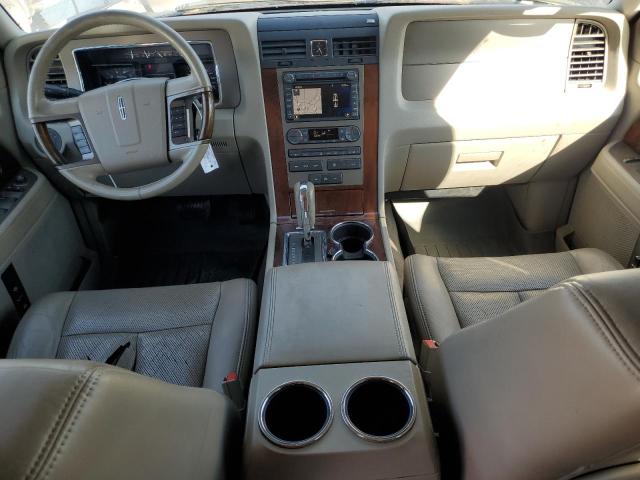 Photo 8 from auction – 2012 LINCOLN NAVIGATOR with VIN 5LMJJ3J55CEL03871