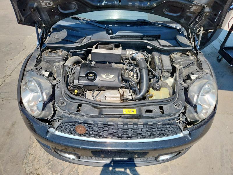 Photo 11 from auction – 2012 MINI COOPER S with VIN WMWSV3C55CTY26426