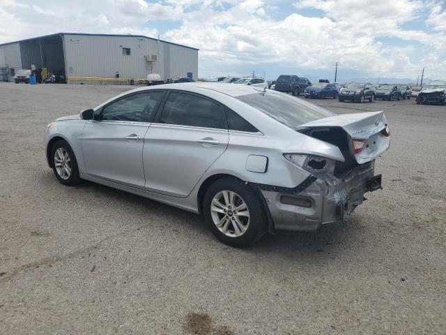 Photo 2 from auction – 2012 HYUNDAI SONATA GLS with VIN 5NPEB4AC4CH333423