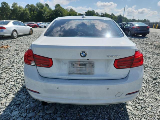 Photo 6 from auction – 2017 BMW 320 I with VIN WBA8E1G59HNU13316