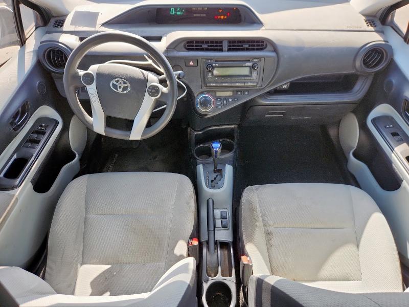 Photo 8 from auction – 2012 TOYOTA PRIUS C with VIN JTDKDTB33C1010316