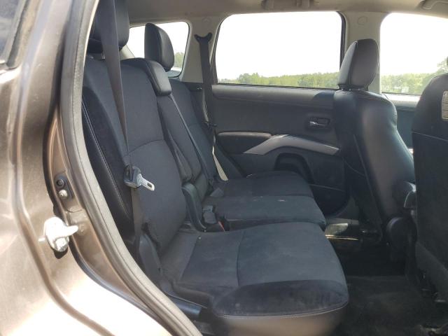 Photo 11 from auction – 2012 MITSUBISHI OUTLANDER with VIN JA4AS3AWXCU003952